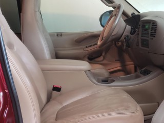2000 Ford Ford Expedition Eddie Bauer for sale in Manchester, Jamaica
