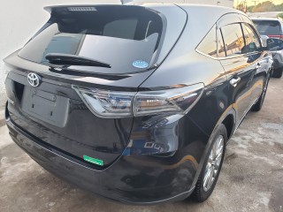 2017 Toyota HARRIER