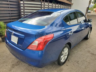 2013 Nissan VERSA 
$990,000