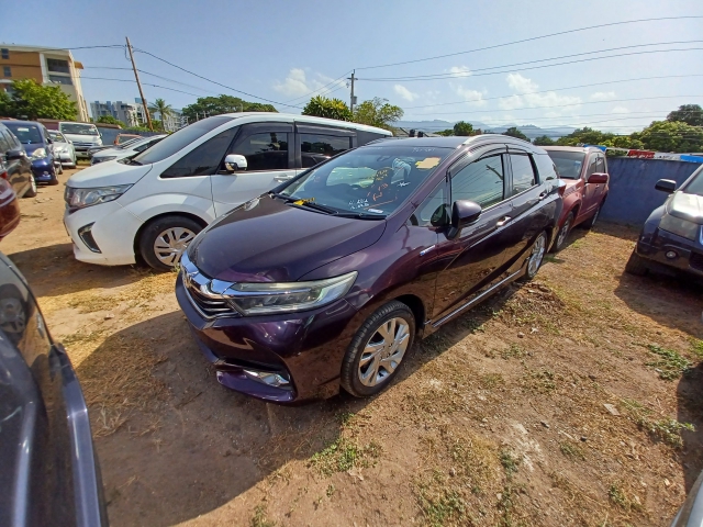 2015 Honda Shuttle Hybrid for sale in Kingston / St. Andrew, Jamaica