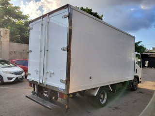 2008 Isuzu ELF