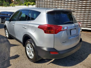 2015 Toyota RAV4 
$2,590,000