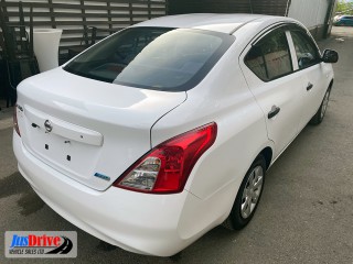 2014 Nissan LATIO