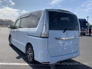 2014 Nissan Serena Hybrid Highway Star