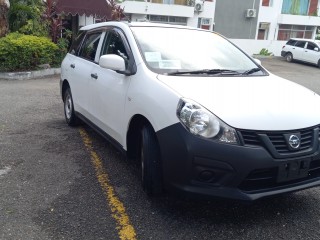 2017 Nissan Ad Wagon