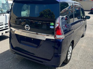 2017 Nissan Serena