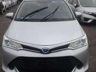 2017 Toyota Corolla Axio Hybrid for sale in Kingston / St. Andrew, 