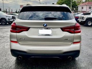 2021 BMW X3 M Package