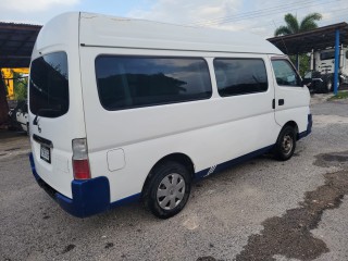 2010 Nissan Caravan