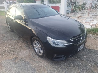 2012 Toyota Mark X
$2,000,000