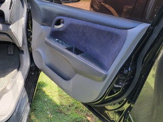 2011 Honda Stream
$1,250,000