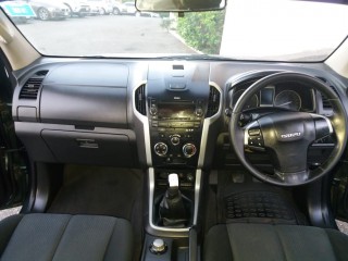 2015 Isuzu Dmax PICKUP for sale in Kingston / St. Andrew, Jamaica