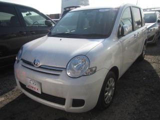 2012 Toyota Sienta for sale in Kingston / St. Andrew, Jamaica