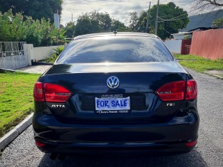 2014 Volkswagen Jetta
$1,220,000