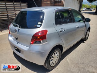 2010 Toyota VITZ