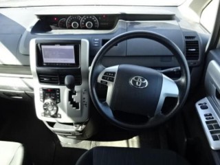 2013 Toyota Noah for sale in St. James, Jamaica