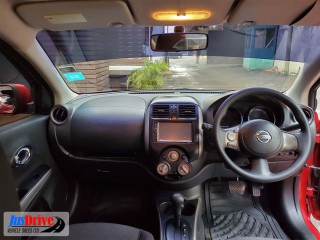 2014 Nissan versa