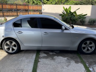 2006 BMW 523i