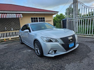 2014 Toyota Crown Athlete