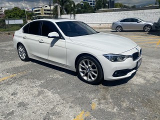 2017 BMW 320