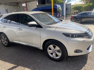 2015 Toyota HARRIER