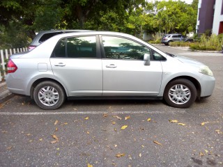 2011 Nissan Tiida Latio for sale in Kingston / St. Andrew, Jamaica