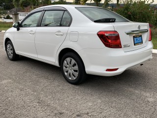 2016 Toyota Corolla axio