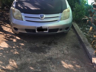 2004 Toyota IST for sale in Kingston / St. Andrew, Jamaica