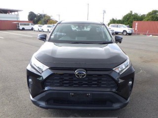 2019 Toyota RAV4 
$5,400,000