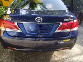 2013 Toyota Crown Royal Saloon for sale in Kingston / St. Andrew, Jamaica