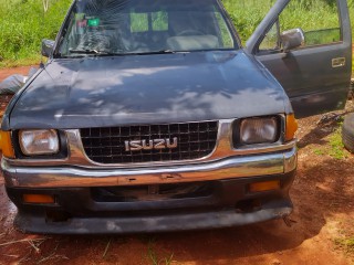 1991 Isuzu pickup for sale in St. Elizabeth, Jamaica