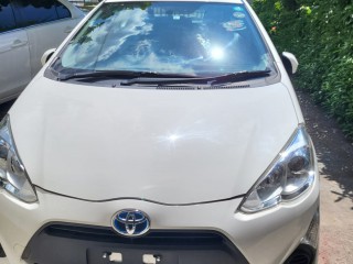 2017 Toyota Aqua