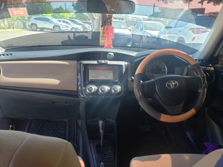 2014 Toyota Corolla Axio