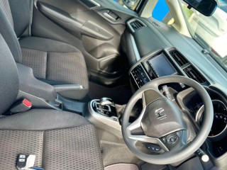 2018 Honda Fit
$2,150,000
