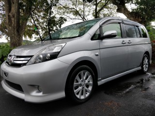 2013 Toyota Isis Platana for sale in Manchester, Jamaica