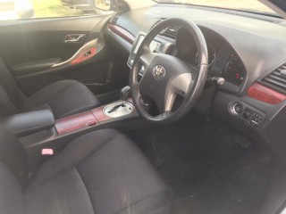 2011 Toyota Premio