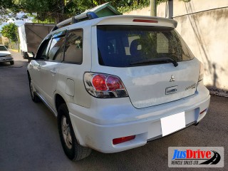 2004 Mitsubishi Outlander