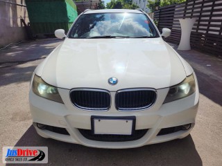 2010 BMW 320i