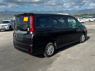 2014 Toyota Noah for sale in Kingston / St. Andrew, Jamaica