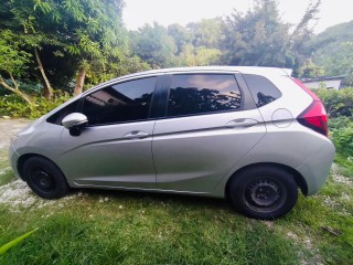 2015 Honda Fit for sale in Kingston / St. Andrew, Jamaica