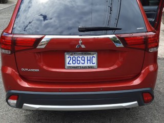 2016 Mitsubishi Outlander for sale in Kingston / St. Andrew, Jamaica