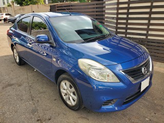 2013 Nissan VERSA 
$990,000