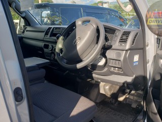 2015 Toyota HIACE for sale in Kingston / St. Andrew, Jamaica