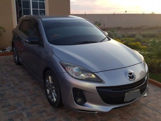 2013 Mazda Axela for sale in Kingston / St. Andrew, Jamaica