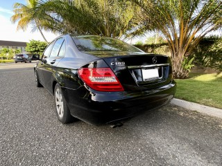 2012 Mercedes Benz C200