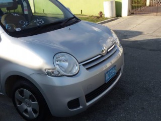 2013 Toyota Sienta for sale in Kingston / St. Andrew, Jamaica