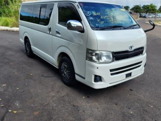 2013 Toyota Hiace Super GL