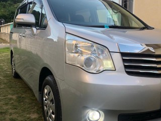 2011 Toyota Noah for sale in St. James, Jamaica