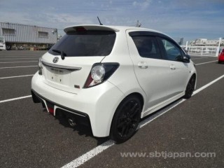 2016 Toyota Vitz RS GS