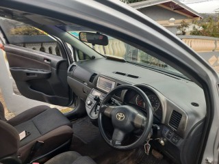 2006 Toyota Wish for sale in Manchester, 